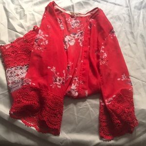 Small red lace kimono
